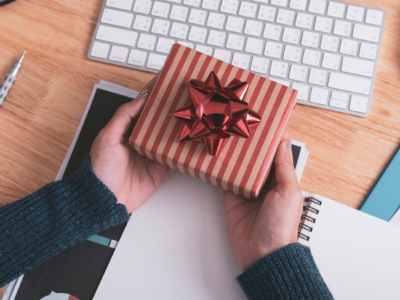 Yrityksen antamat joululahjat jakautuvat kolmeen ryhmään.