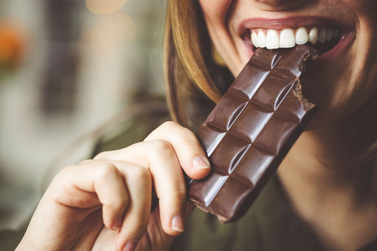 Kuusi vaihtoehtoa miten kirjata suklaat (tai muut herkut) kirjanpitoon.